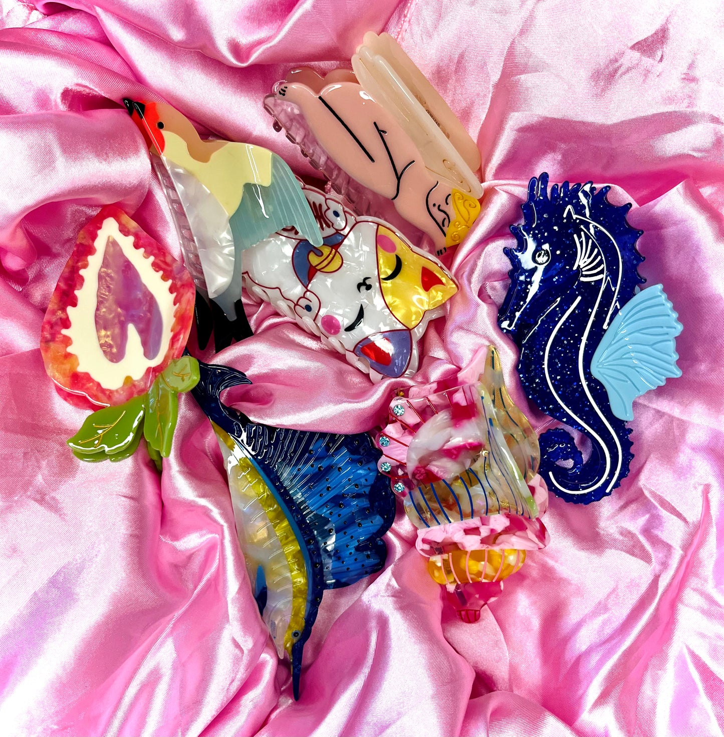 Lucky White Cat Hair Clip